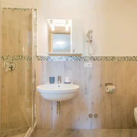 Ristorante Crescenzo فندق