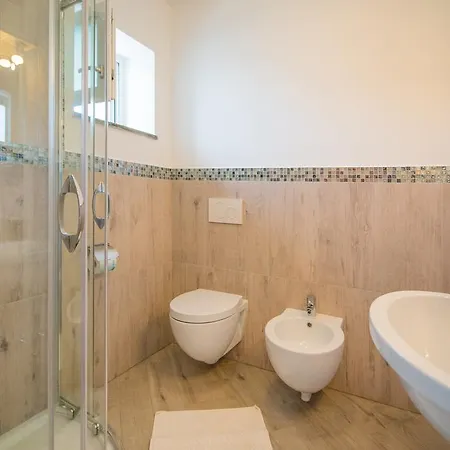 Ristorante Crescenzo بروسيدا