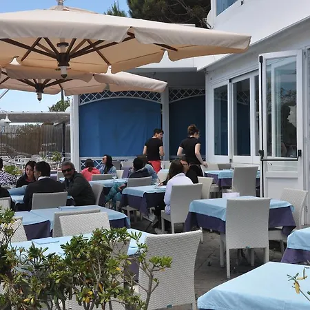 Ristorante Crescenzo فندق 3*