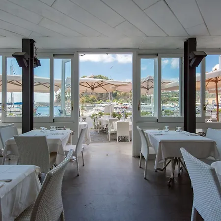 Ristorante Crescenzo 3* بروسيدا
